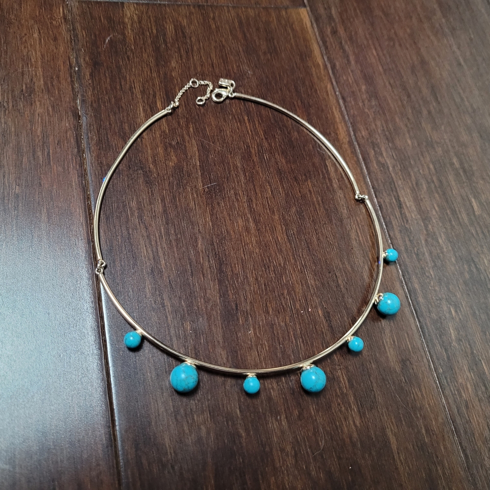 Banana Republic Elegant Gold and Turquoise Necklace